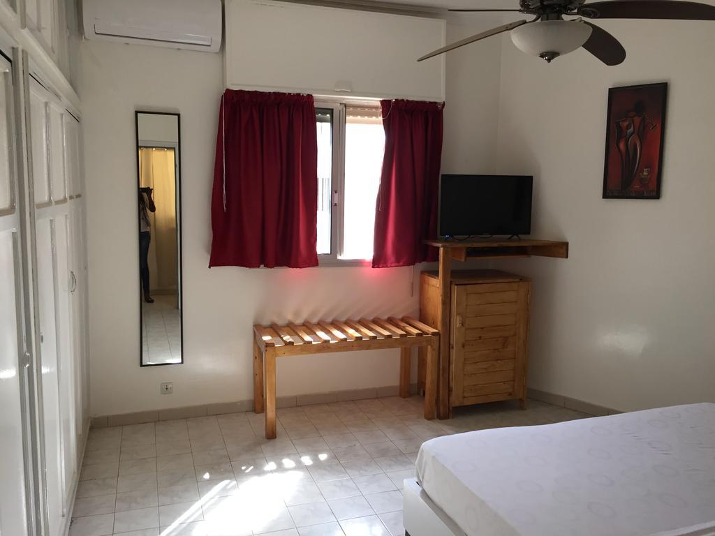 דקר Maison D'Hotes Opanoramic מראה חיצוני תמונה